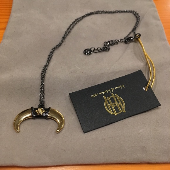 HOUSE OF HARLOW: Noble Tribe Horn necklace - Picture 2 of 5